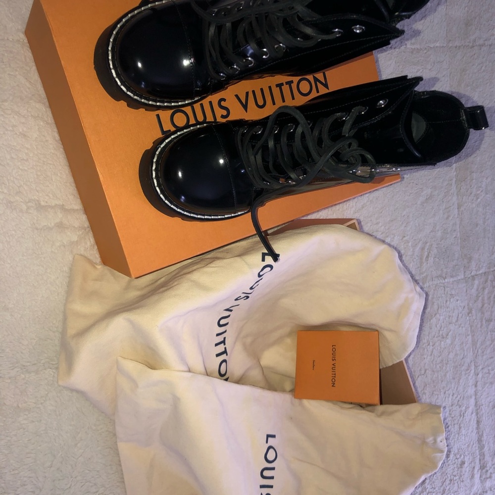 Louis Vuitton Women's Star Trail Ankle Boots - Picture 2 of 9